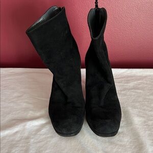 Elegant Black Suede Women's Ankle Boots